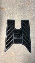 Piaggio Typhoon rubbermat voetenmat matje voor de treeplank, Ophalen of Verzenden