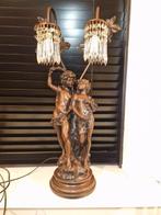 Man en vrouw beeld Met lampen, Antiek en Kunst, Ophalen