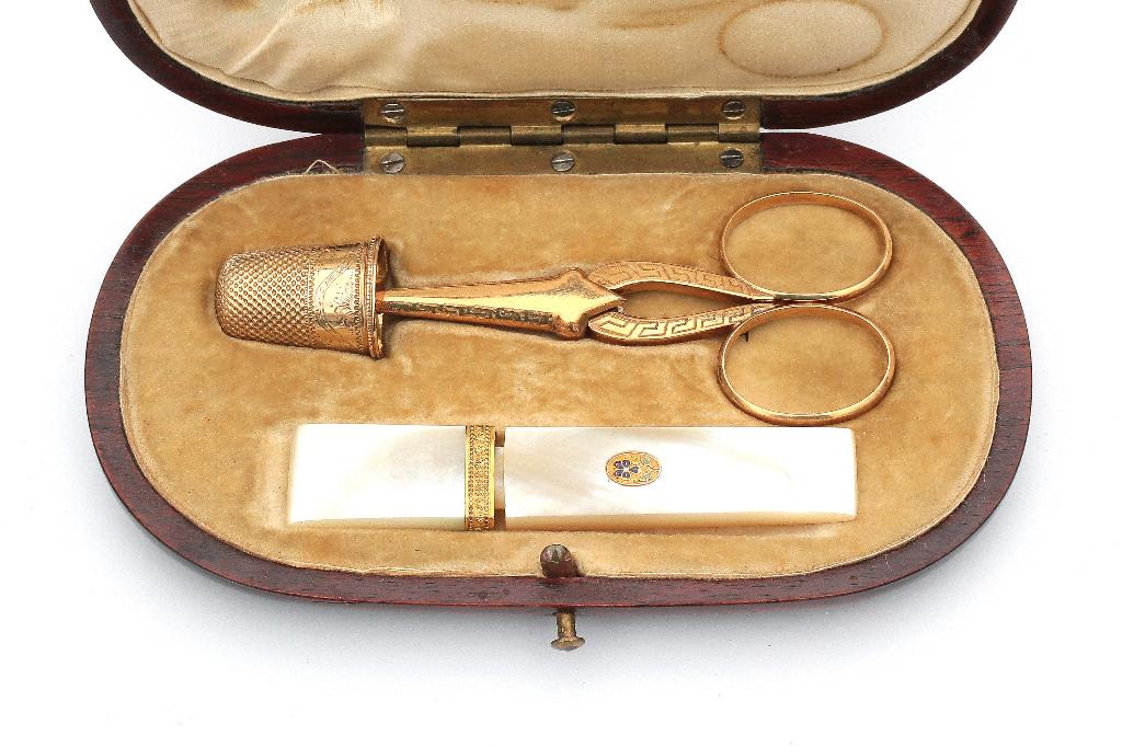 Naaiset 14 karaat gouden Hollandse necessaire circa 1900, Ophalen, Goud, Overige typen
