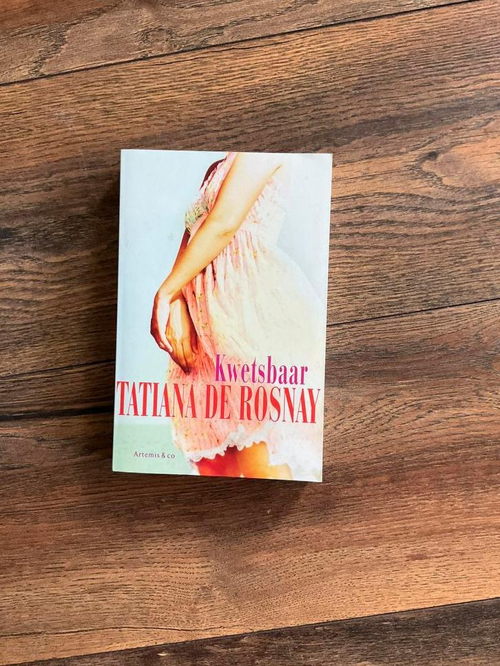 Nieuw. Tatiana de Rosnay, Kwetsbaar, Boeken, Romans, Nieuw, Ophalen