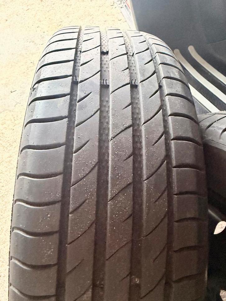 Citroën DS3 Velgen met Banden en Wieldoppen, Auto-onderdelen, Banden en Velgen, Banden en Velgen, Zomerbanden, 15 inch, 195 mm