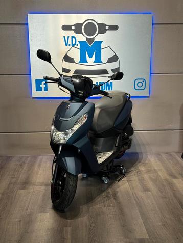 Peugeot Kisbee 25KM BJ 2019 Mat Blauw Snor beschikbaar voor biedingen