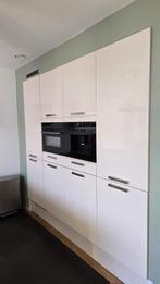 Moderne keuken met kookeiland, Ophalen, Wit, Hoekkeuken, Zo goed als nieuw