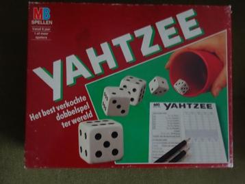 Yahtzee spel van MB. beschikbaar voor biedingen