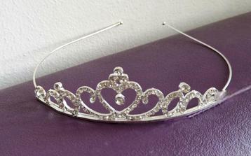 Tiara  beschikbaar voor biedingen