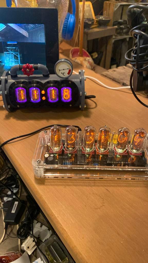 Nixie klokken, Huis en Inrichting, Woonaccessoires | Klokken, Zo goed als nieuw, Overige typen, Analoog, Ophalen of Verzenden