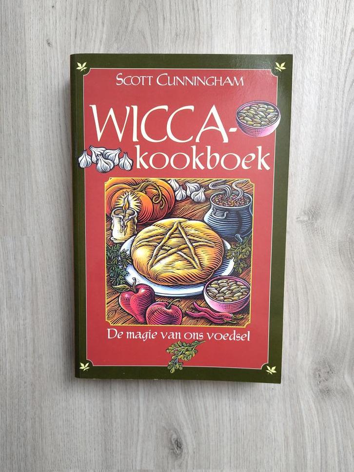 Wicca kookboek, Boeken, Esoterie en Spiritualiteit, Zo goed als nieuw, Achtergrond en Informatie, Overige onderwerpen, Ophalen of Verzenden