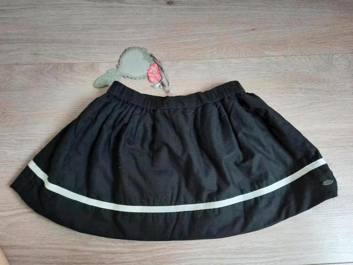 NIEUW! Jilly Zwarte Warme Rok met Witte streep Maat 110, Kinderen en Baby's, Kinderkleding | Maat 110, Nieuw, Meisje, Jurk of Rok