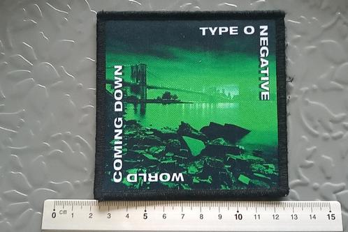 Type O Negative mooie world coming down patch t105 printed, Verzamelen, Muziek, Artiesten en Beroemdheden, Nieuw, Kleding, Verzenden