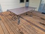 Robuuste granieten tuintafel op smeedijzer onderstel, Tuin en Terras, Tuintafels, Overige materialen, Gebruikt, 1722ee, Dsombroek@gmail.com
