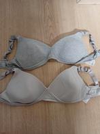 2 stuks voedings bh's, Ophalen of Verzenden, Zo goed als nieuw, Zwart, Lingerie of Zwemkleding