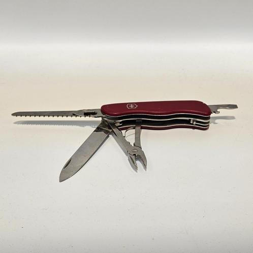 Zwitsers Zakmes rood - 12 functies - Trailmaster, Caravans en Kamperen, Kampeergereedschap, Gebruikt