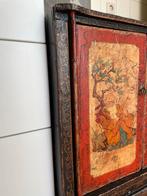Oosterse Kast / Dressoir met Beschildering, Ophalen