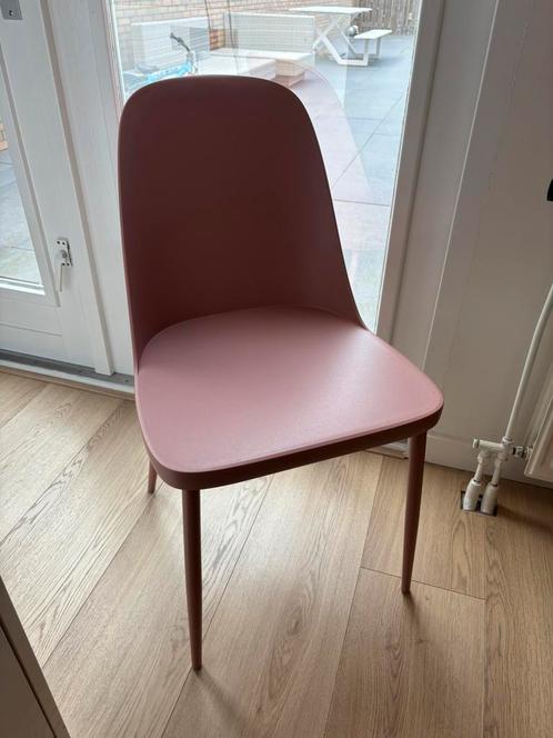 Eetkamerstoel Pip Roze – Feliz Lifestyle, Huis en Inrichting, Stoelen, Zo goed als nieuw, Eén, Kunststof, Overige kleuren, Ophalen of Verzenden