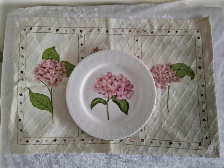 Villeroy & Boch Millenia bord. , Antiek en Kunst, Antiek | Keramiek en Aardewerk, Ophalen of Verzenden