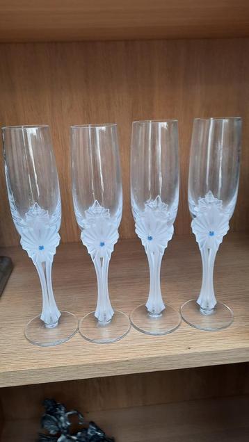 Mooie Champagneglazen - Set van 4 beschikbaar voor biedingen