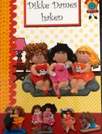Dikke Dames Haken - Haakboek, Ophalen of Verzenden, Zo goed als nieuw