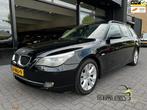 BMW 5-serie Touring BMW 5-serie Touring 520i Business Line L, Achterwielaandrijving, 4 cilinders, 1535 kg, Zwart