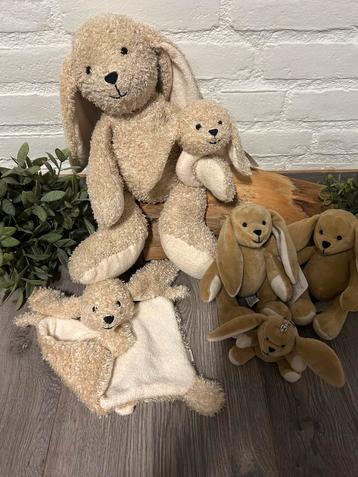 Hema  konijn knuffels  beschikbaar voor biedingen