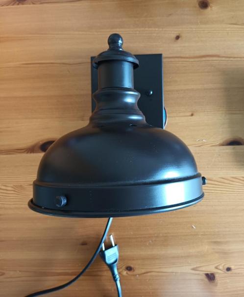 Donkerbruine wandlamp, Huis en Inrichting, Lampen | Wandlampen, Zo goed als nieuw, Glas, Metaal, Ophalen of Verzenden