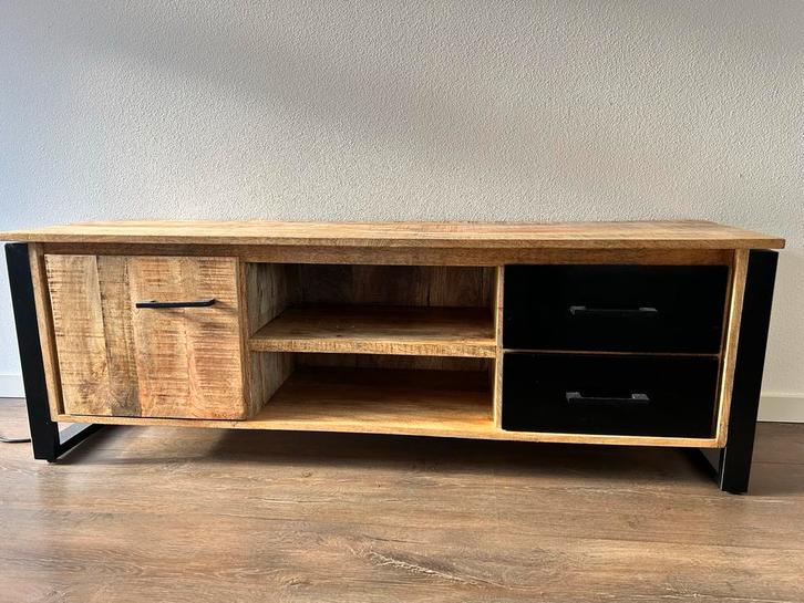 Industrieel TV meubel van mango hout 150, Huis en Inrichting, Kasten | Televisiemeubels, Zo goed als nieuw, Minder dan 100 cm