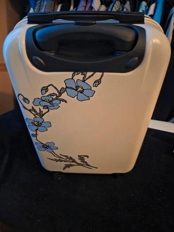 handbagage trolley met bloemen beschikbaar voor biedingen