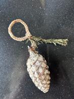 Oude kerstbal dennenappel, Ophalen of Verzenden, Gebruikt