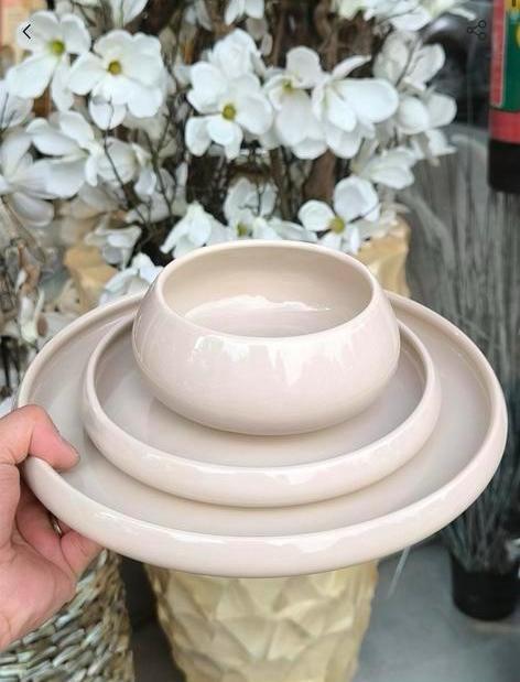 Bricard Bondy servies beige chubby, Huis en Inrichting, Keuken | Servies, Bord(en), Overige stijlen, Aardewerk, Ophalen of Verzenden