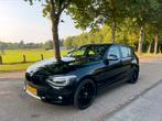 BMW 1-Serie 116I 100KW 5DR 2012 Zwart, 1-Serie, 65 €/maand, 4 cilinders, Cruise Control