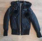 Mooie zwarte dames jas maatS met bontkraag MooseKnuckles, Zwart, Ophalen of Verzenden, Zo goed als nieuw, Maat 36 (S)