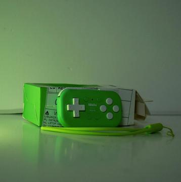 8BitDo Micro Controller beschikbaar voor biedingen