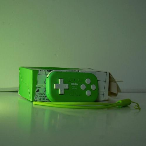 8BitDo Micro Controller, Spelcomputers en Games, Spelcomputers | Nintendo Consoles | Accessoires, Nieuw, Switch, Stuurtje of Sportattribuut
