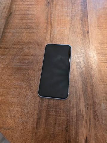 Te koop: Iphone 11 - Nieuwstaat! beschikbaar voor biedingen