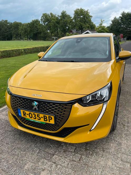 Peugeot 208 EV Allure 50kWh 136pk 2021 Metfa Faro Geel, Auto's, Peugeot, Particulier, ABS, Achteruitrijcamera, Adaptieve lichten