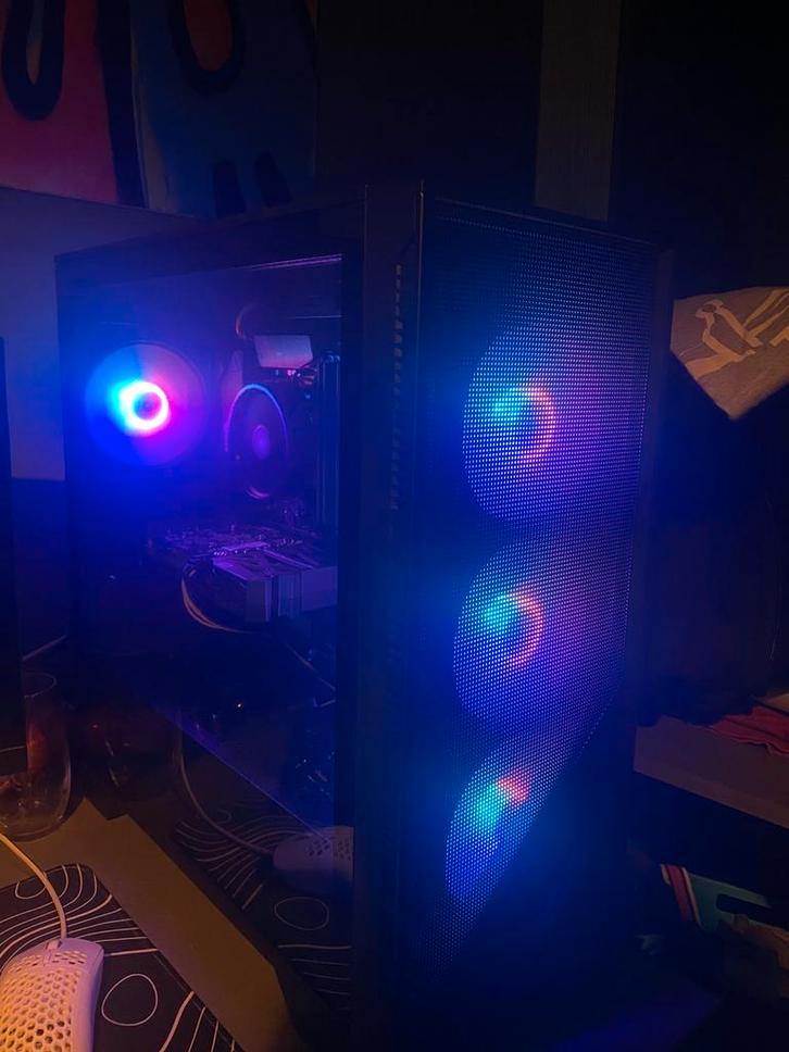 Goede game pc, Computers en Software, Desktop Pc's, Nieuw, 4 Ghz of meer, SSD, Ophalen