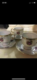 Drie kop en schotels, Antiek en Kunst, Antiek | Servies los, Ophalen of Verzenden