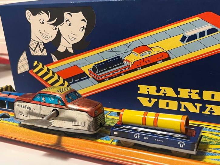 Vintage Hongaarse blikken treinset Rakodó Vonat Boedapest, Verzamelen, Speelgoed, Gebruikt, Verzenden