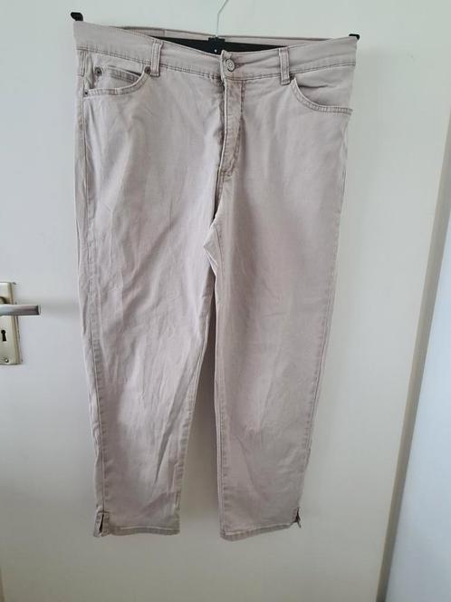 Angels zandkleurige broek maat 40/42, Kleding | Dames, Broeken en Pantalons, Gedragen, Maat 42/44 (L), Beige, Ophalen of Verzenden