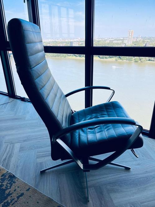 Draai-fauteuil Danish Design (prijs verlaagd), Huis en Inrichting, Fauteuils, Gebruikt, Leer, 50 tot 75 cm, Minder dan 75 cm, Ophalen