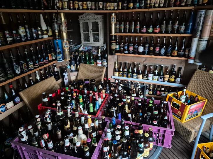 Welke bier flesjes verzamel je. volle en lege flesje te koop, Verzamelen, Biermerken, Zo goed als nieuw, Flesje(s), Overige merken