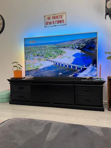 Tv meubel zwart industrieel  beschikbaar voor biedingen