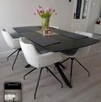 VMUS Deens Ovaal eettafel en 4x VMUS Innsbruck stoelen, Huis en Inrichting, Tafels | Eettafels, Ophalen, Gebruikt, 100 tot 150 cm