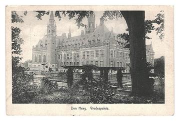 901090	Den Haag	Vredespaleis	1930	Gelopen met postzegel      beschikbaar voor biedingen