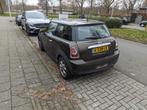 Mini 1.6 D ONE 2011 Bruin MOTOR DEFECT, lees advertentie, Voorwielaandrijving, Zwart, 4 cilinders, Bruin