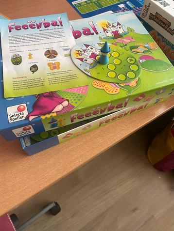 Feeën bal bordspel beschikbaar voor biedingen
