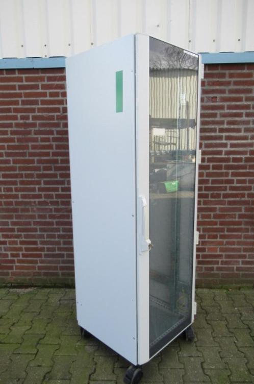 Rittal Patchkast Serverkast 19inch DK7820.600 Used., Computers en Software, Serverkasten, Gebruikt, Glas, Plaatstaal, Ophalen
