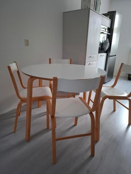 Ikea Skoghall plywood ronde tafel 4 stoelen eethoek compact, Huis en Inrichting, Tafels | Eettafels, Gebruikt, 50 tot 100 cm, 50 tot 100 cm