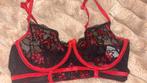 Nieuwe BH met kant rood/zwart maat 90C Hunkemöller insp, Ophalen of Verzenden, Rood, BH