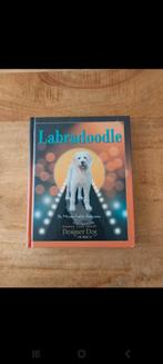 Labradoodle. Designer dog series, Ophalen of Verzenden, Zo goed als nieuw, Honden