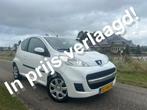 Peugeot 107 1.0-12V Millesim 200 Airco / Toerenteller / Zeer, Auto's, Voorwielaandrijving, Euro 5, Stof, Gebruikt